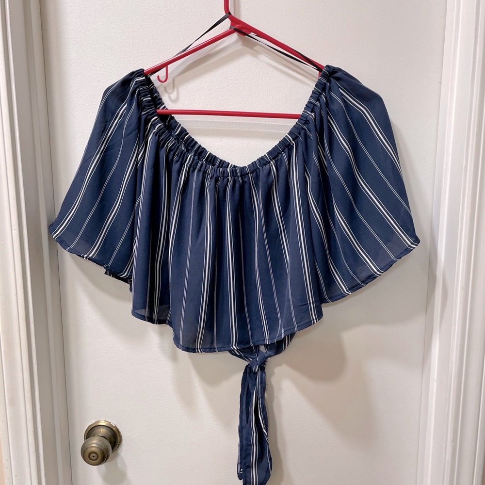 Love Tree Off the Shoulder Crop Blouse